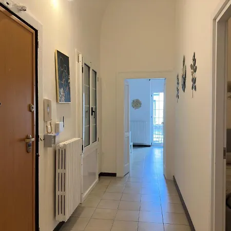 Cconforthotels Appartamento Crispi Bari Buitenkant foto