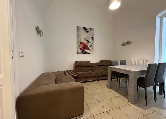 Cconforthotels Appartamento Crispi